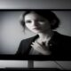 Traduction gestuelle : quand le sous-titre du quotidien devient un filtre d&rsquo;État